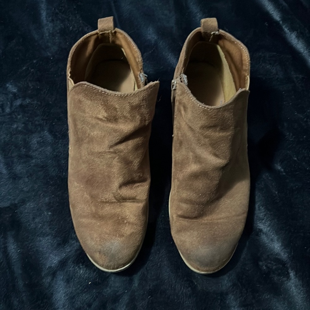 Women’s booties
